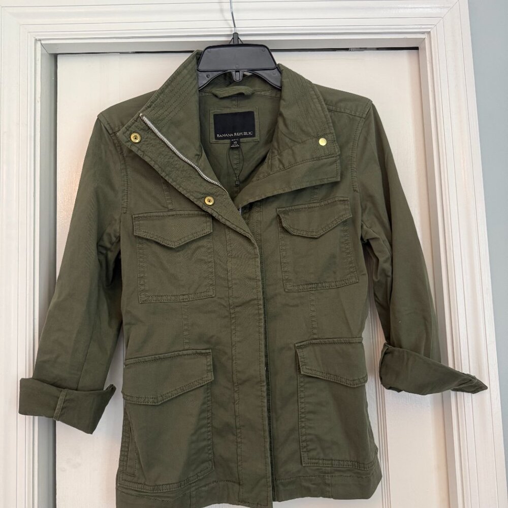 Banana Republic Safari Jacket in Olive Green